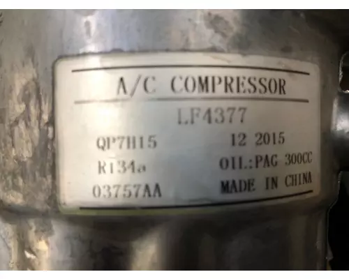 Kenworth T800 Air Conditioner Compressor