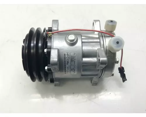 Kenworth T800 Air Conditioner Compressor