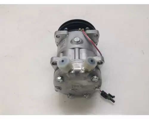 Kenworth T800 Air Conditioner Compressor