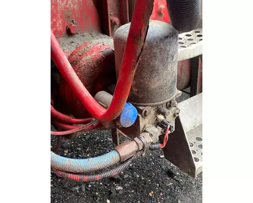 Kenworth T800 Air Drier