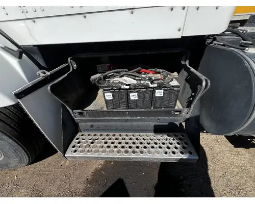 Battery Box KENWORTH T800 DTI Trucks
