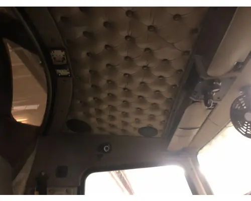 Kenworth T800 Body, Misc. Parts