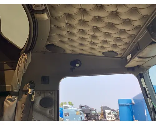 Kenworth T800 Body, Misc. Parts