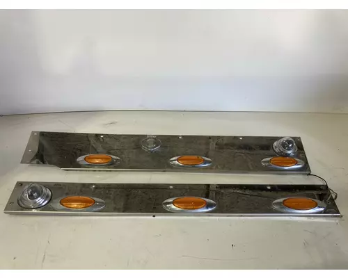 Kenworth T800 Body, Misc. Parts