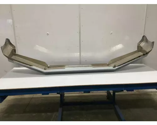 Kenworth T800 Bumper Assembly, Front