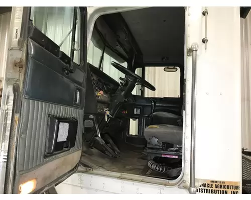 Kenworth T800 Cab Assembly