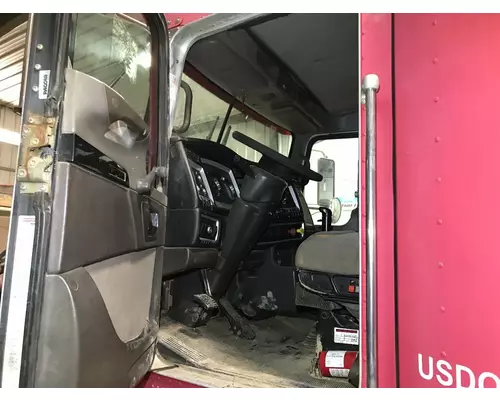 Kenworth T800 Cab Assembly