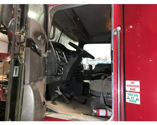 Kenworth T800 Cab Assembly