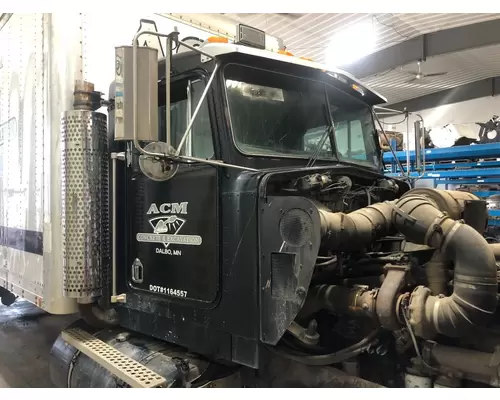 Kenworth T800 Cab Assembly