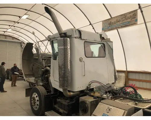 Kenworth T800 Cab Assembly