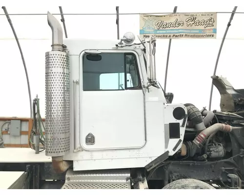 Kenworth T800 Cab Assembly