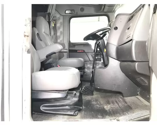 Kenworth T800 Cab Assembly