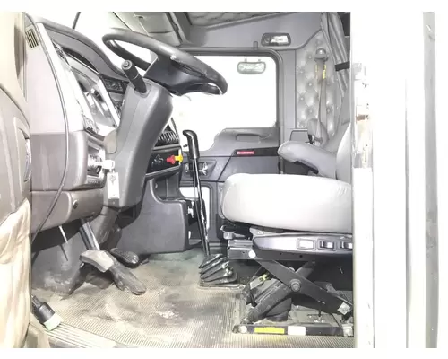Kenworth T800 Cab Assembly