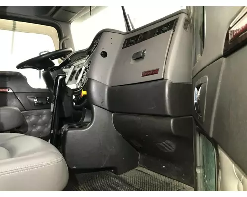 Kenworth T800 Cab Assembly