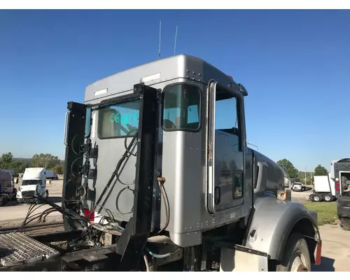 Kenworth T800 Cab Assembly