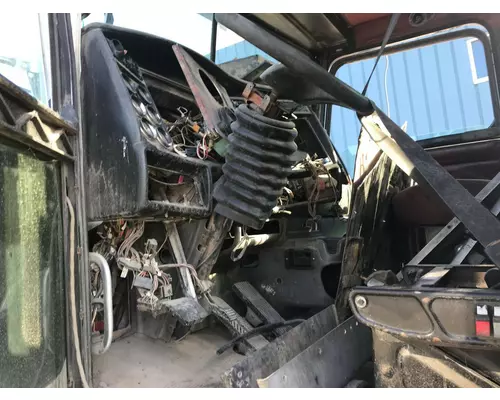 Kenworth T800 Cab Assembly
