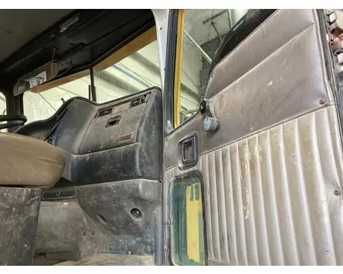 Kenworth T800 Cab Assembly