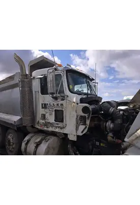 Kenworth T800 Cab