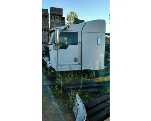 Cab KENWORTH T800 J &amp; M Truck Sales