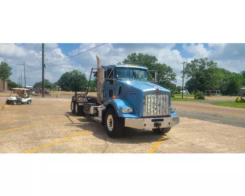 Kenworth T800 Complete Vehicle