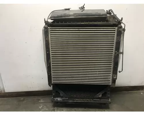 Kenworth T800 Cooling Assembly. (Rad., Cond., ATAAC)