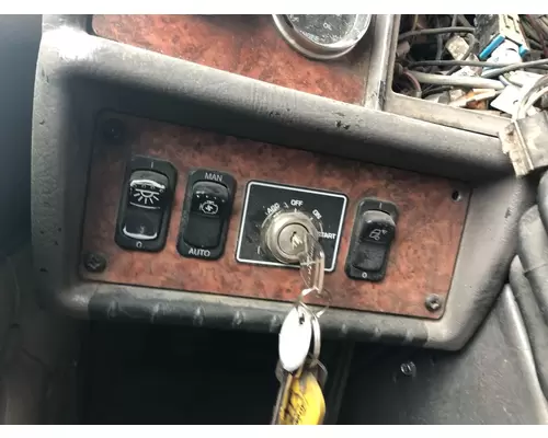 Kenworth T800 Dash Assembly