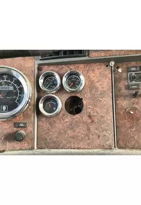 Kenworth T800 Dash Assembly