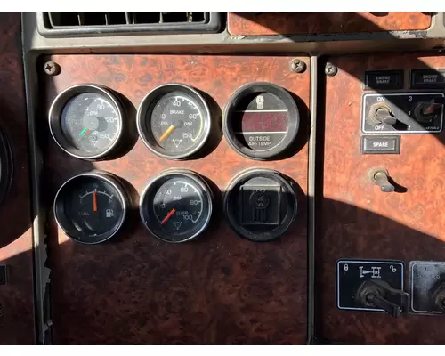 Kenworth T800 Dash Assembly