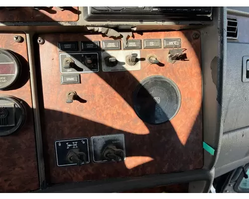 Kenworth T800 Dash Assembly