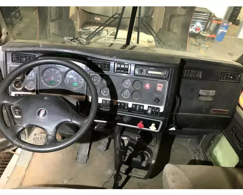 Kenworth T800 Dash Assembly