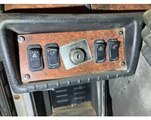 Kenworth T800 Dash Assembly