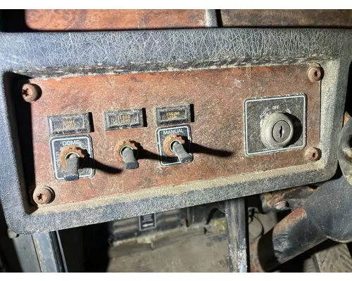 Kenworth T800 Dash Assembly