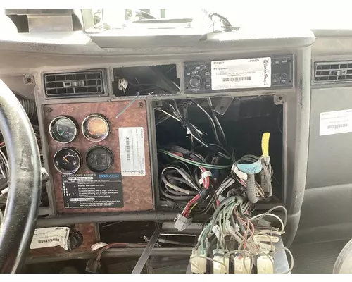 Kenworth T800 Dash Assembly