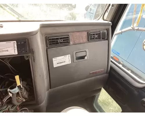 Kenworth T800 Dash Assembly