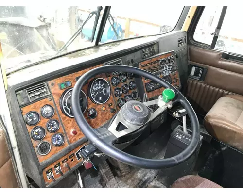 Kenworth T800 Dash Assembly