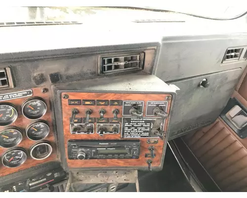 Kenworth T800 Dash Assembly