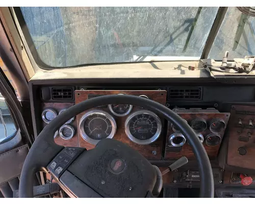 Kenworth T800 Dash Assembly