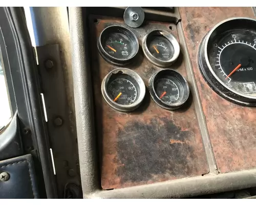 Kenworth T800 Dash Assembly