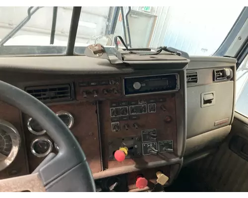 Kenworth T800 Dash Assembly