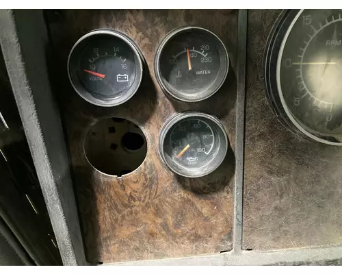 Kenworth T800 Dash Assembly