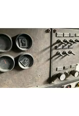 Kenworth T800 Dash Assembly