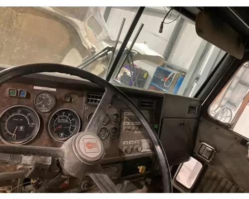 Kenworth T800 Dash Assembly