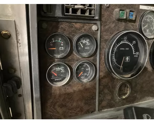 Kenworth T800 Dash Assembly