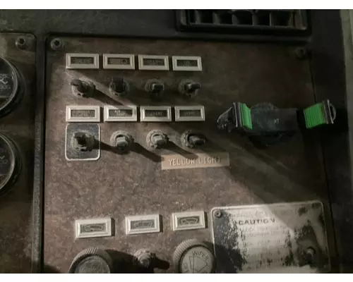 Kenworth T800 Dash Assembly