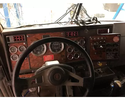 Kenworth T800 Dash Assembly