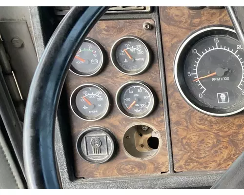 Kenworth T800 Dash Assembly