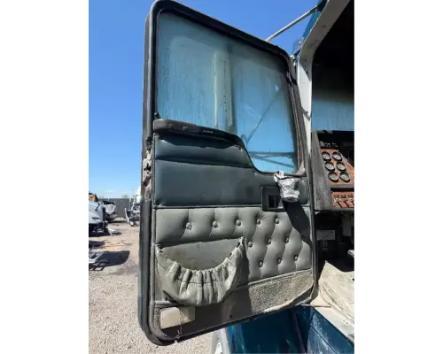 Kenworth T800 Door Assembly, Front