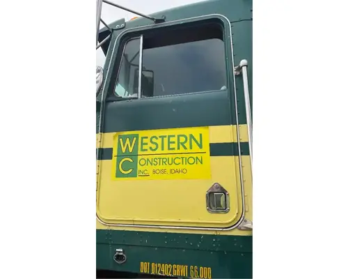 Kenworth T800 Door Assembly, Front