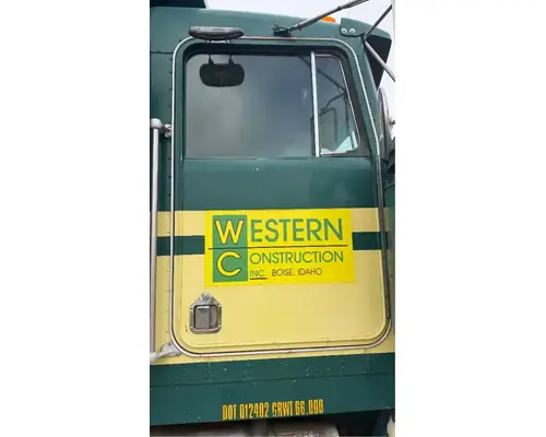 Kenworth T800 Door Assembly, Front