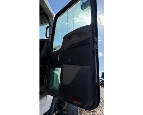 Kenworth T800 Door Assembly, Front